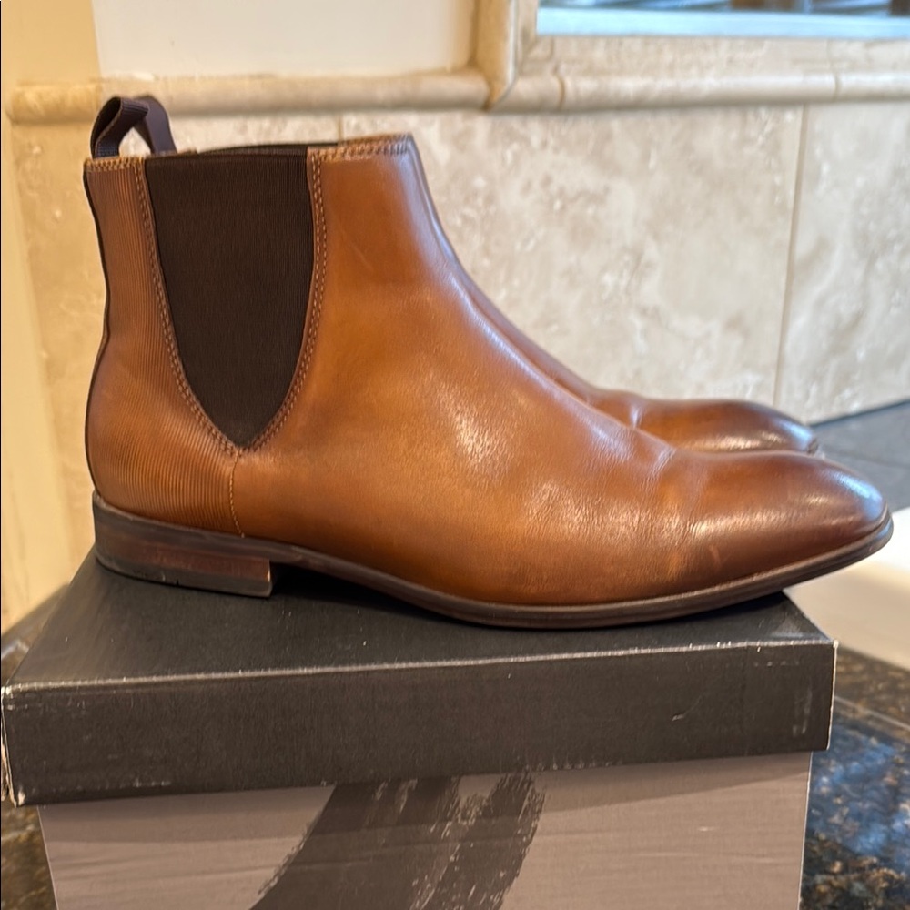 14th & Union Brown Chelsea Boots